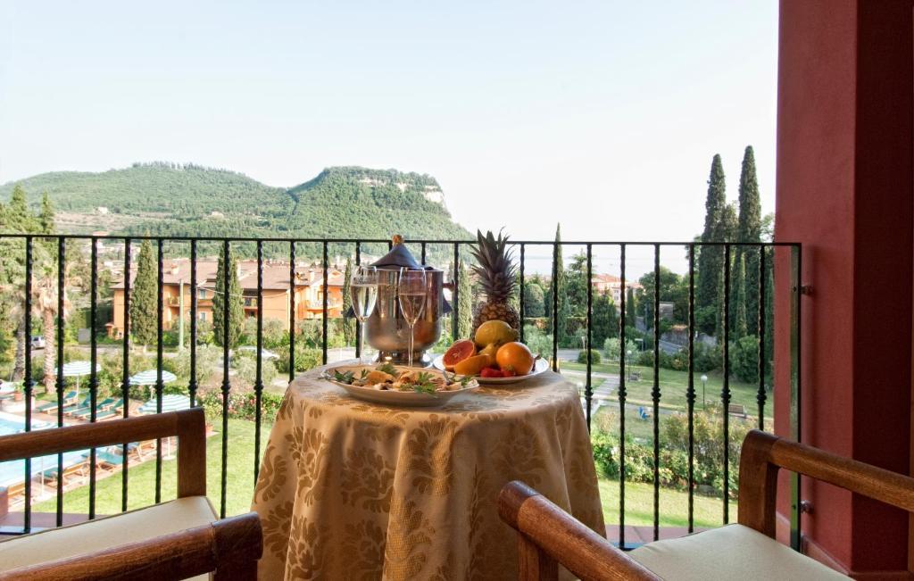 Junior Suite with Balcony