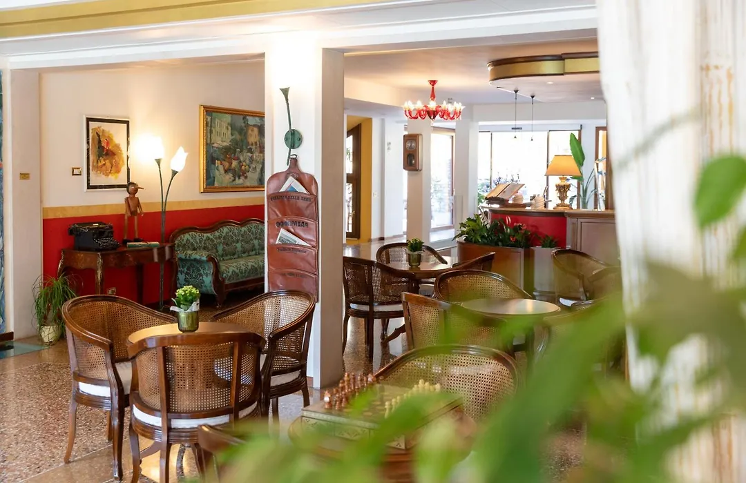 Villa Madrina Lovely And Dynamic Hotel-1